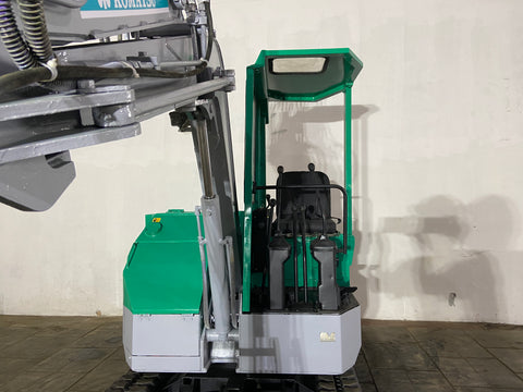 021.04 Komatsu PC28UU Mini Excavator S/N 2087