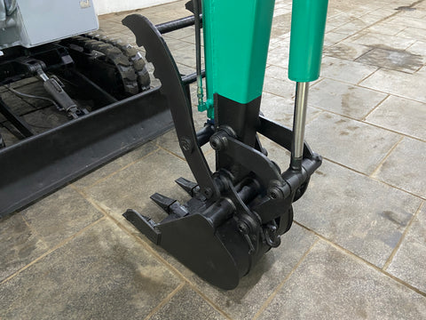 021.04 Komatsu PC28UU Mini Excavator S/N 2087