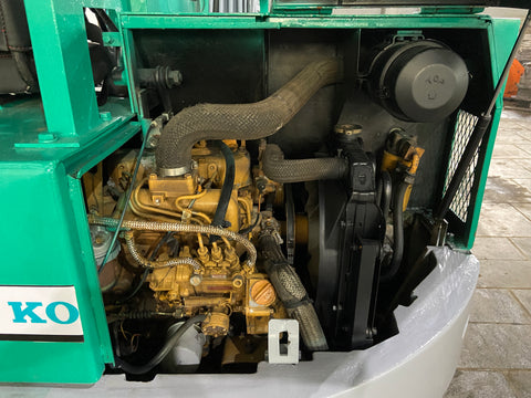 021.04 Komatsu PC28UU Mini Excavator S/N 2087