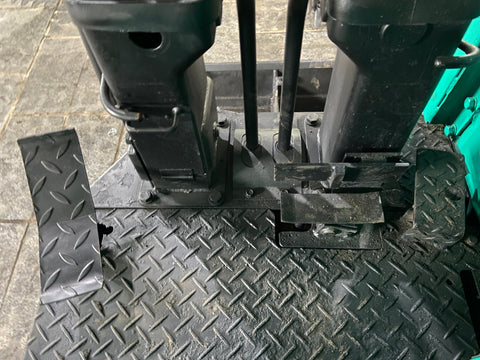 021.05 Komatsu PC28UU Mini Excavator S/N 3722