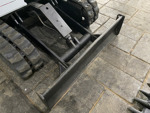 021.05 Komatsu PC28UU Mini Excavator S/N 3722