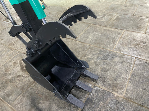 021.02 Komatsu PC10-7 Mini Excavator S/N 26409