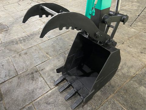 021.06 Komatsu PC50UU Mini Excavator S/N 3990