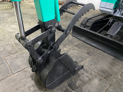 021.06 Komatsu PC50UU Mini Excavator S/N 3990