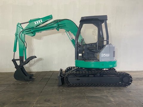 021.07 IHI 35UJ Mini Excavator S/N AB000048