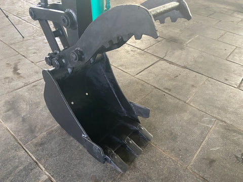 021.07 IHI 35UJ Mini Excavator S/N AB000048