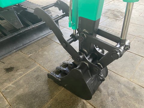 021.07 IHI 35UJ Mini Excavator S/N AB000048