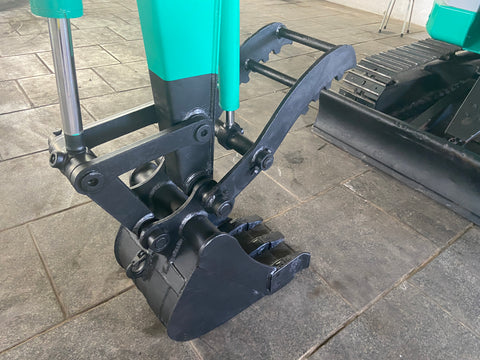 021.07 IHI 35UJ Mini Excavator S/N AB000048