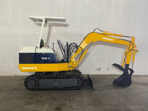 021.01 Komatsu PC10-3 Mini Excavator S/N 5642