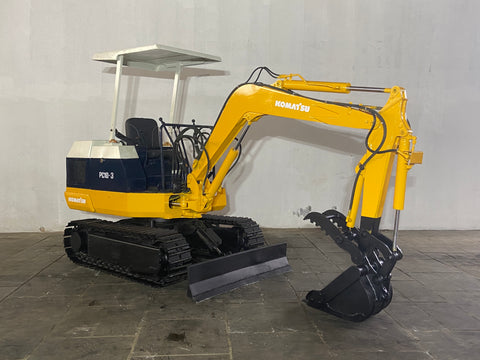 021.01 Komatsu PC10-3 Mini Excavator S/N 5642