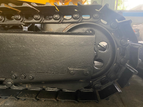 021.01 Komatsu PC10-3 Mini Excavator S/N 5642