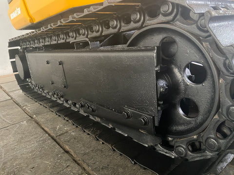 021.01 Komatsu PC10-3 Mini Excavator S/N 5642