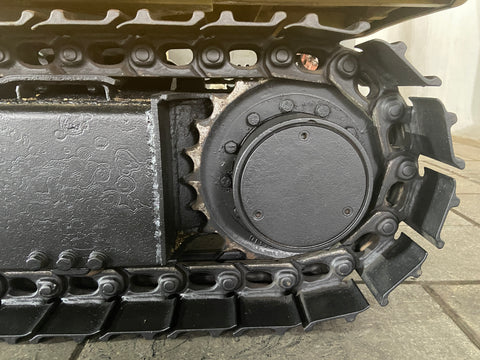 021.01 Komatsu PC10-3 Mini Excavator S/N 5642