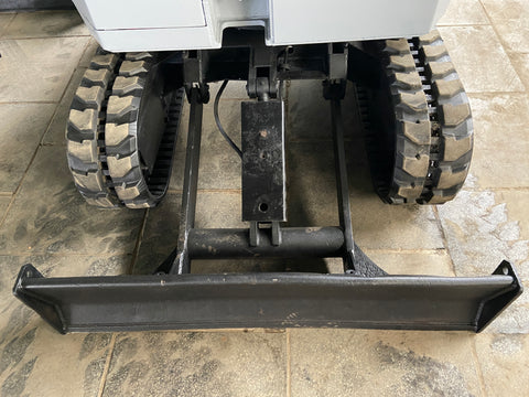 021.04 Komatsu PC28UU Mini Excavator S/N 2087