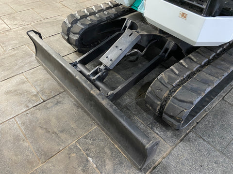 022.05 Komatsu PC50UU Mini Excavator S/N 5670