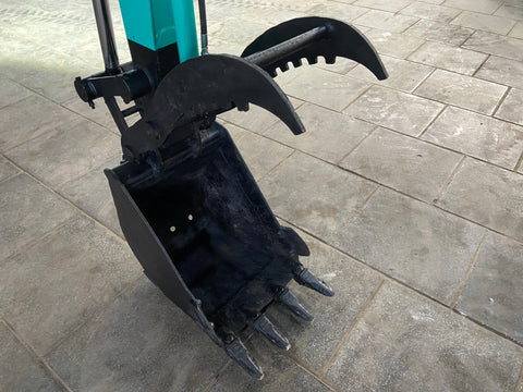 022.05 Komatsu PC50UU Mini Excavator S/N 5670