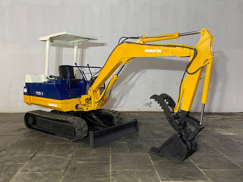 022.02 Komatsu PC15-2 Mini Excavator S/N 3269