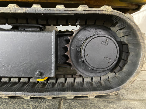 022.02 Komatsu PC15-2 Mini Excavator S/N 3269