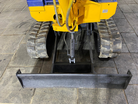 022.02 Komatsu PC15-2 Mini Excavator S/N 3269