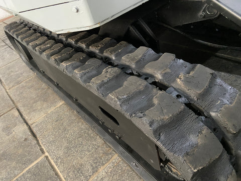 022.04 Komatsu PC28UU Mini Excavator S/N 6468