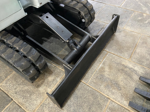 022.04 Komatsu PC28UU Mini Excavator S/N 6468