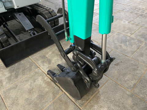 022.04 Komatsu PC28UU Mini Excavator S/N 6468