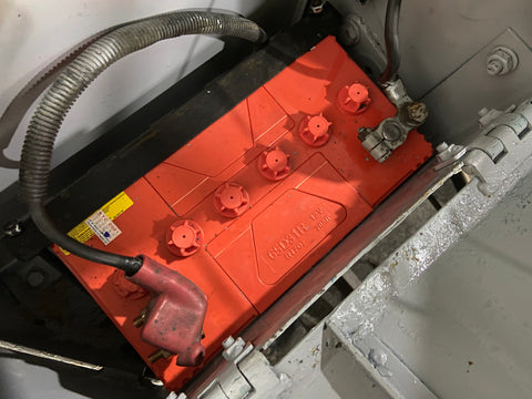 022.04 Komatsu PC28UU Mini Excavator S/N 6468