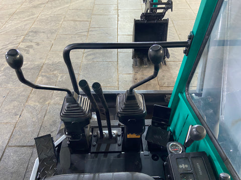 023.06 Komatsu PC38UU Mini Excavator S/N 2504