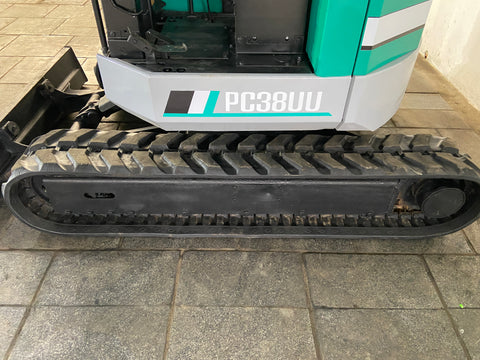 023.06 Komatsu PC38UU Mini Excavator S/N 2504