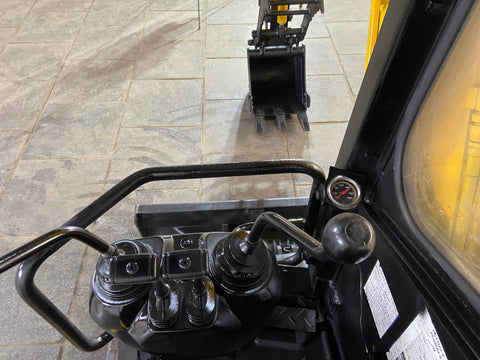 023.05 Komatsu PC28UU-2E Mini Excavator S/N 11310