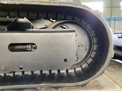 023.05 Komatsu PC28UU-2E Mini Excavator S/N 11310