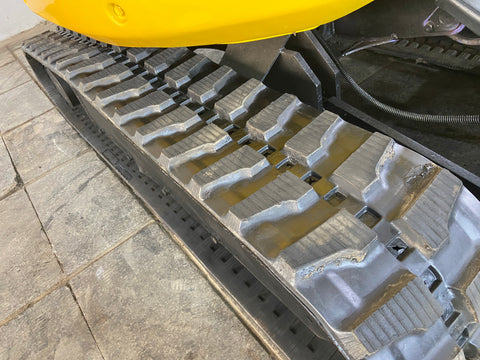 023.05 Komatsu PC28UU-2E Mini Excavator S/N 11310