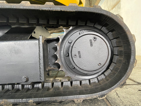 023.05 Komatsu PC28UU-2E Mini Excavator S/N 11310