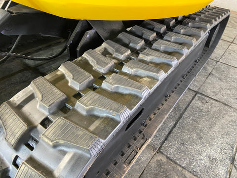 023.05 Komatsu PC28UU-2E Mini Excavator S/N 11310