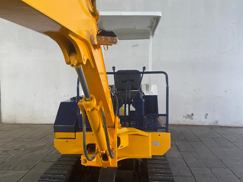 023.03 Komatsu PC10-6 Mini Excavator S/N 22769