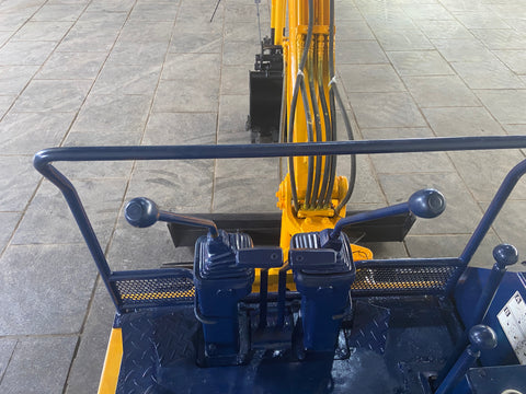 023.03 Komatsu PC10-6 Mini Excavator S/N 22769