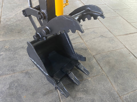 023.03 Komatsu PC10-6 Mini Excavator S/N 22769