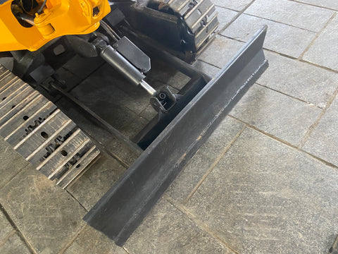 023.02 Komatsu PC10-3 Mini Excavator S/N 6097