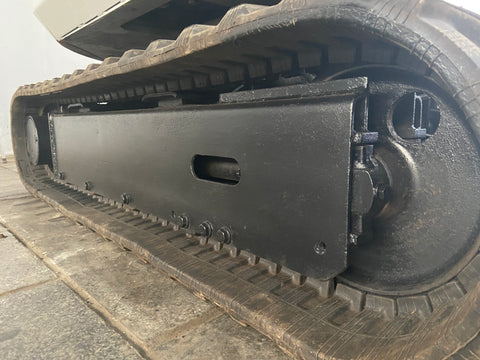 023.04 Komatsu PC28UU Mini Excavator S/N 4377