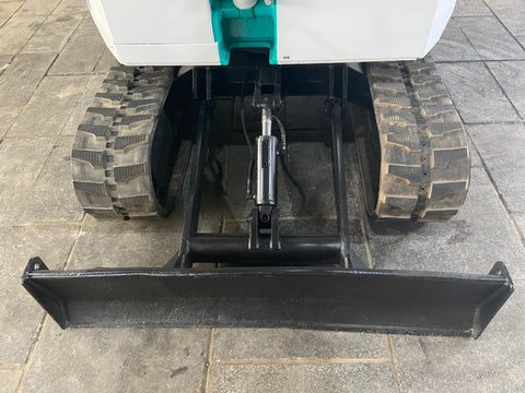 023.04 Komatsu PC28UU Mini Excavator S/N 4377