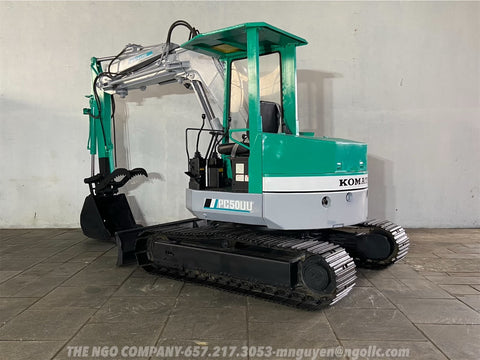 017.05 Komatsu PC50UU Mini Excavator S/N 1215