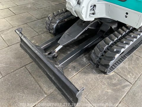 017.06 IHI IS-28PX Mini Excavator S/N 129132