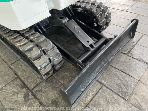 017.03 Komatsu PC28UU Mini Excavator S/N 2760