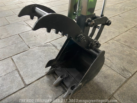 017.01 Komatsu PC10-2 Mini Excavator S/N 4867