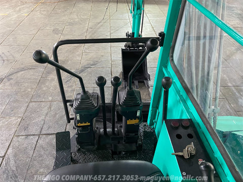 017.03 Komatsu PC28UU Mini Excavator S/N 2760