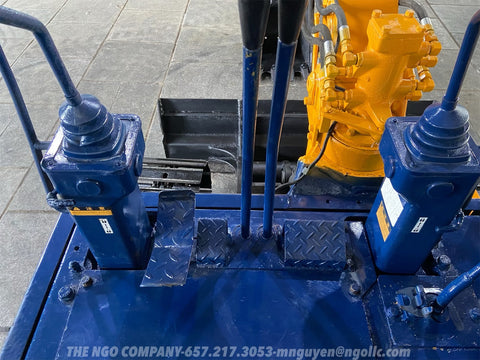 017.02 Komatsu PC20-5 Mini Excavator S/N 19836