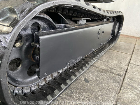 017.03 Komatsu PC28UU Mini Excavator S/N 2760