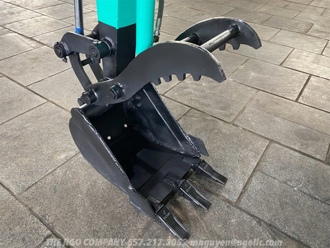 017.04 Komatsu PC28UU Mini Excavator S/N 3635