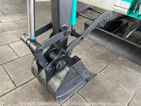 017.05 Komatsu PC50UU Mini Excavator S/N 1215