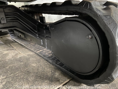 017.06 IHI IS-28PX Mini Excavator S/N 129132